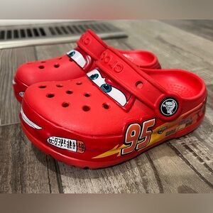 Lightning McQueen Light Up Crocs Size 9c
